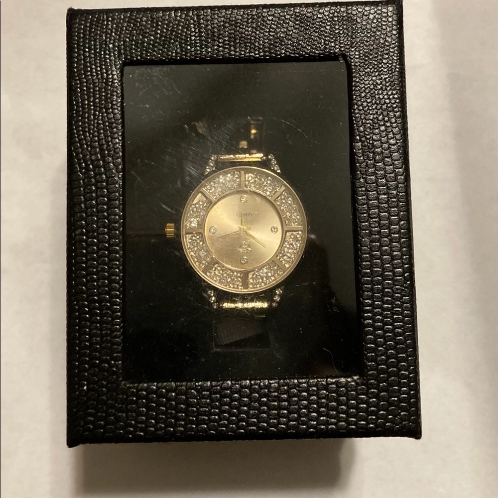 White Diamond Gold Watch